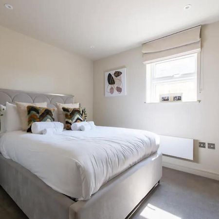 2Bd, 2Ba Urban Oasis Chcl F4 Daire Chigwell Dış mekan fotoğraf