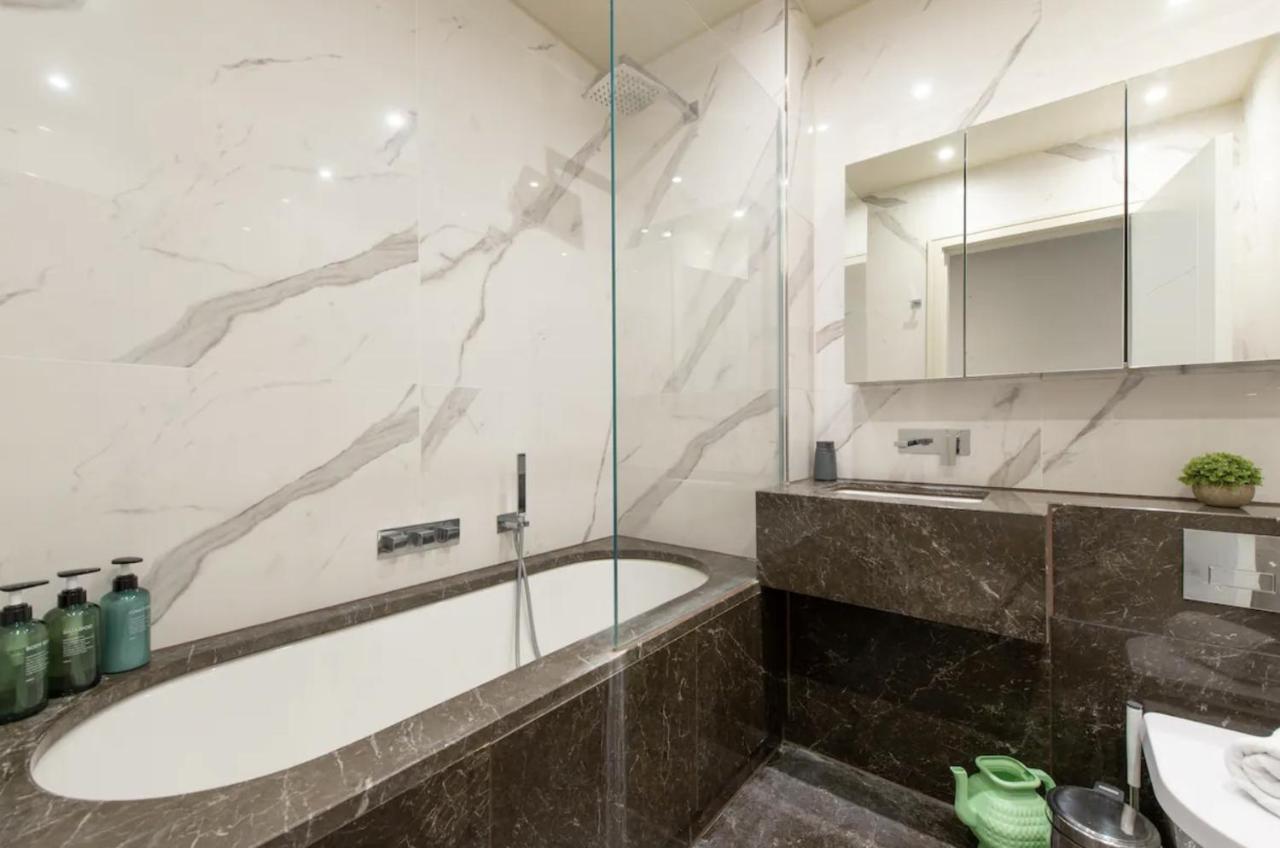 2Bd, 2Ba Urban Oasis Chcl F4 Daire Chigwell Dış mekan fotoğraf