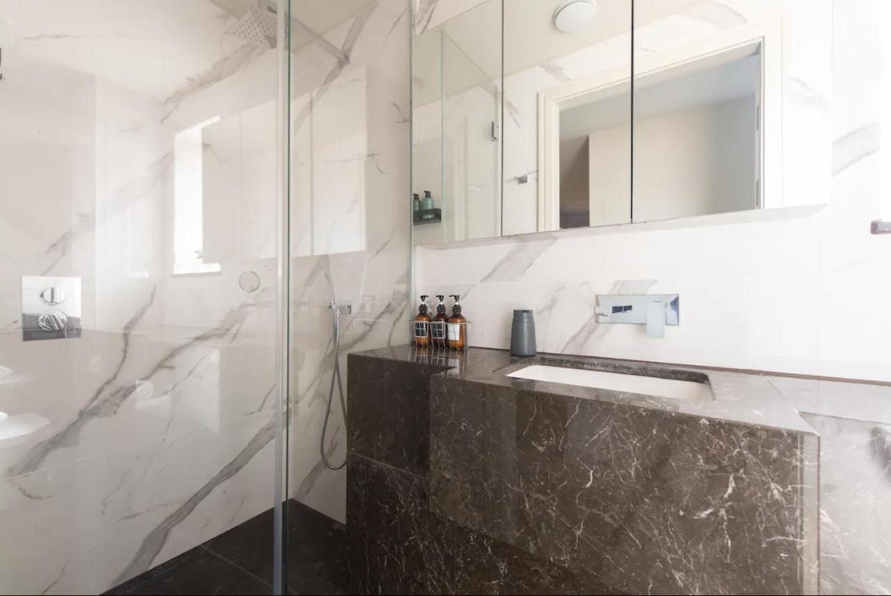 2Bd, 2Ba Urban Oasis Chcl F4 Daire Chigwell Dış mekan fotoğraf